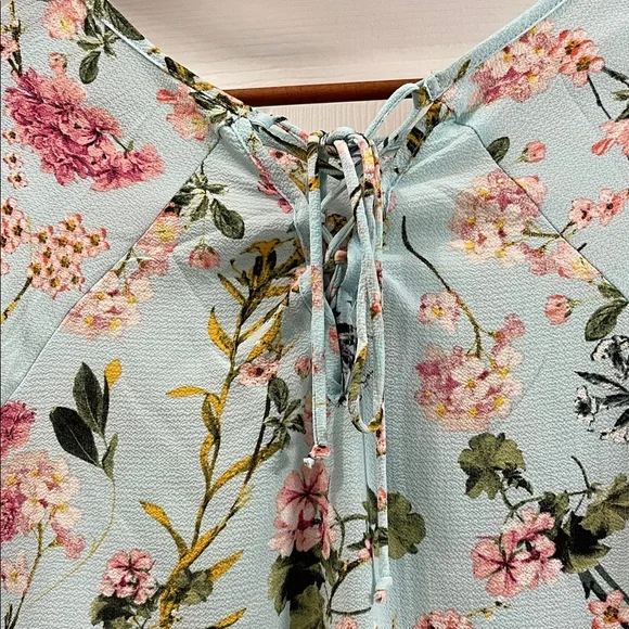 LARA Floral Print Blouse - Light Blue and Pink Medium - Picture 6 of 6